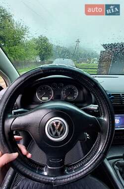 Універсал Volkswagen Passat 2002 в 