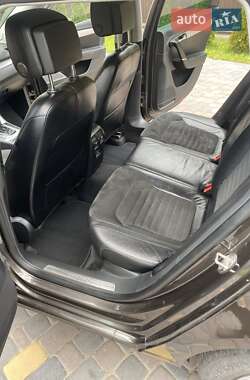 Універсал Volkswagen Passat 2012 в 