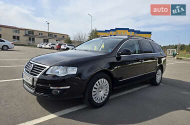 Универсал Volkswagen Passat 2007 в Сарнах