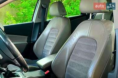 Універсал Volkswagen Passat 2006 в 