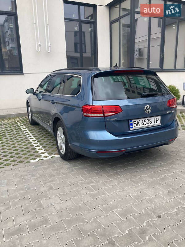 Универсал Volkswagen Passat 2016 в Ровно