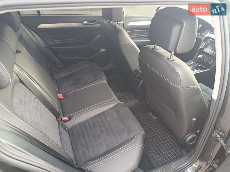 Универсал Volkswagen Passat 2020 в Локачах