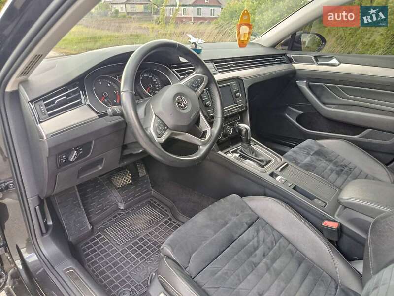 Универсал Volkswagen Passat 2020 в Локачах