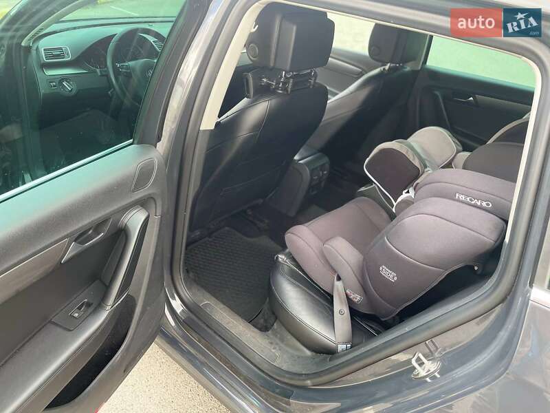 Універсал Volkswagen Passat 2013 в Києві