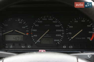 Універсал Volkswagen Passat 1993 в 