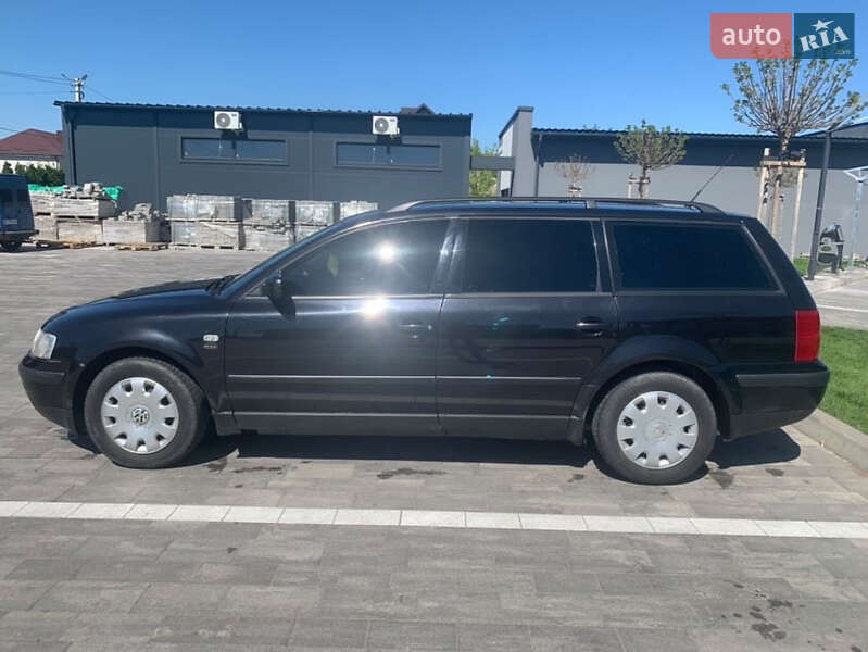 Универсал Volkswagen Passat 2000 в Турийске