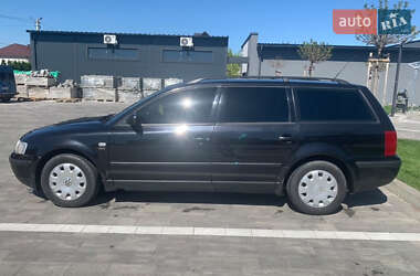 Универсал Volkswagen Passat 2000 в 