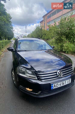 Универсал Volkswagen Passat 2012 в Мукачево