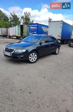Седан Volkswagen Passat 2006 в Чернигове
