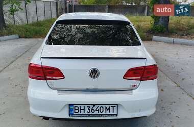 Седан Volkswagen Passat 2012 в 