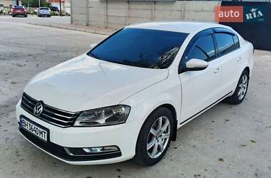Седан Volkswagen Passat 2012 в 