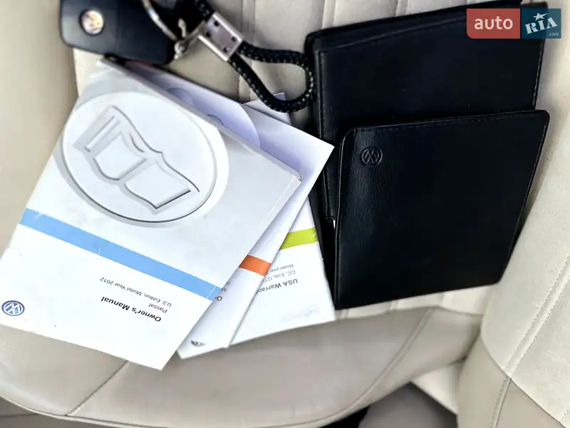 Седан Volkswagen Passat 2012 в Киеве документ