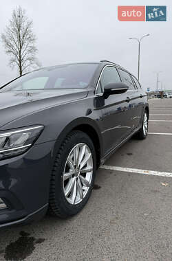 Универсал Volkswagen Passat 2020 в 