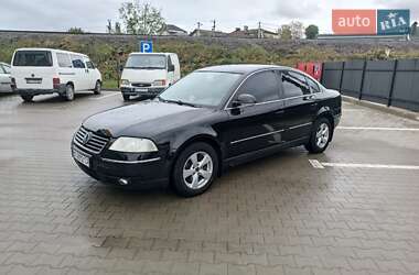 Седан Volkswagen Passat 2005 в Харкові