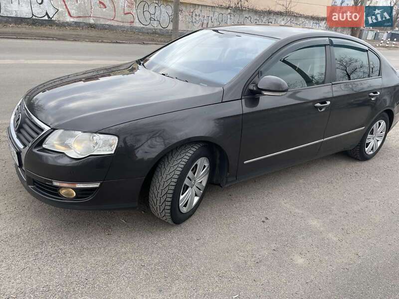 Седан Volkswagen Passat 2009 в Дніпрі