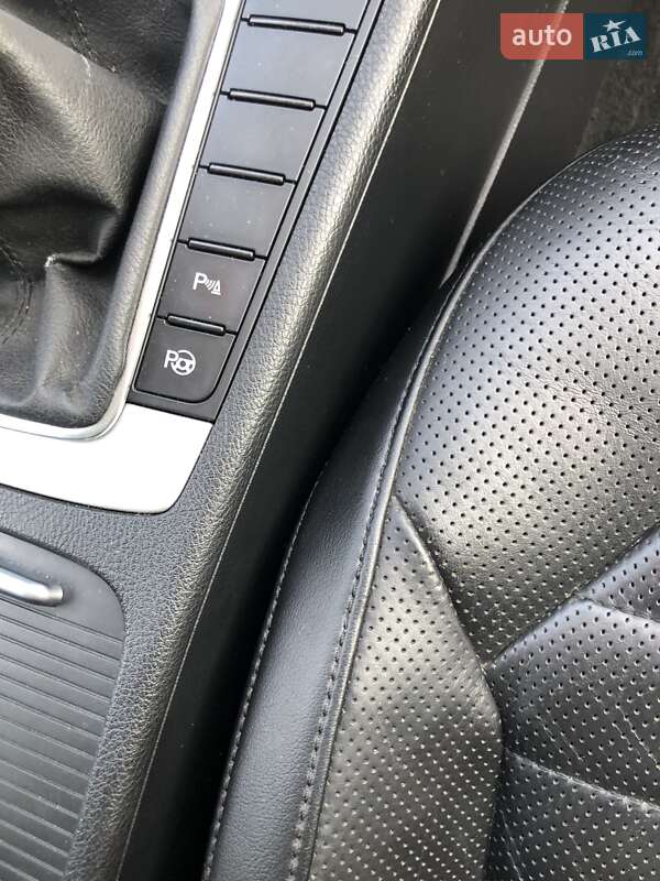 Универсал Volkswagen Passat 2011 в Луцке