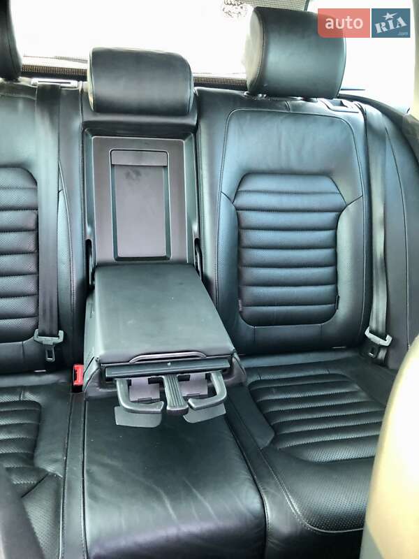 Универсал Volkswagen Passat 2011 в Луцке