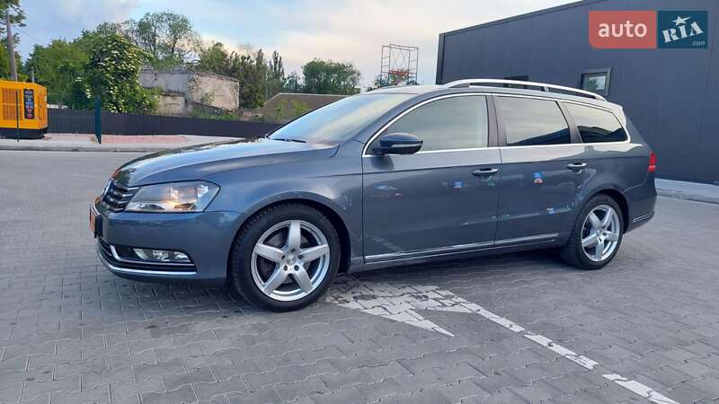 Универсал Volkswagen Passat 2014 в Одессе