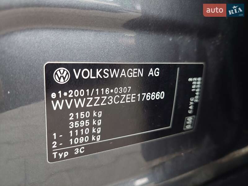 Универсал Volkswagen Passat 2014 в Одессе