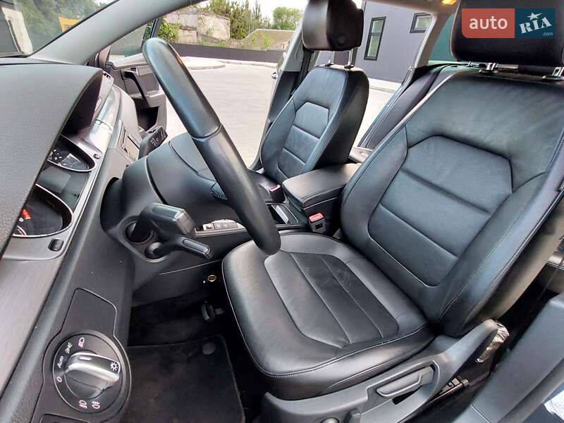 Универсал Volkswagen Passat 2014 в Одессе