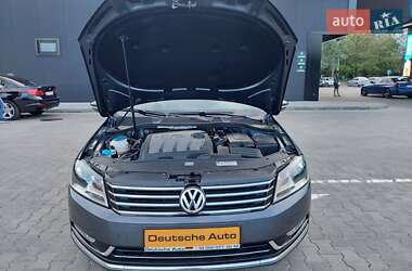 Универсал Volkswagen Passat 2014 в Одессе