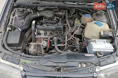 Седан Volkswagen Passat 1994 в 