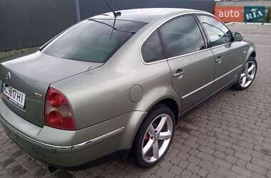 Седан Volkswagen Passat 2004 в 