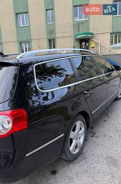 Універсал Volkswagen Passat 2010 в 