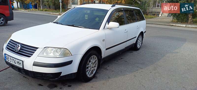 Універсал Volkswagen Passat 2001 в Дніпрі