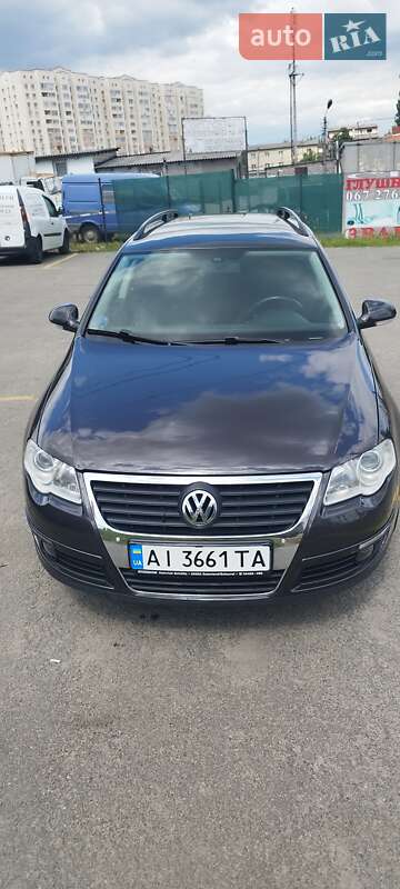 Универсал Volkswagen Passat 2010 в Киеве