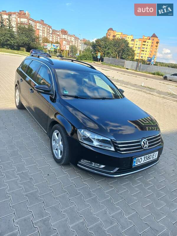 Універсал Volkswagen Passat 2014 в Тернополі