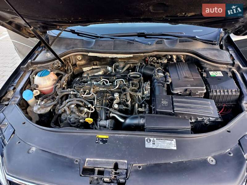 Універсал Volkswagen Passat 2014 в Тернополі