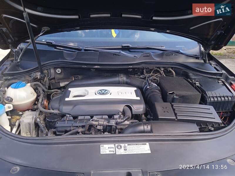 Седан Volkswagen Passat 2012 в 