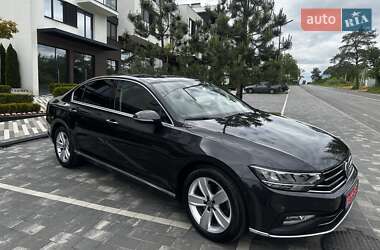 Седан Volkswagen Passat 2020 в 