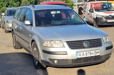 Универсал Volkswagen Passat 2001 в Киеве