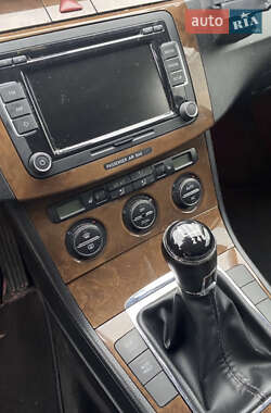 Универсал Volkswagen Passat 2007 в 