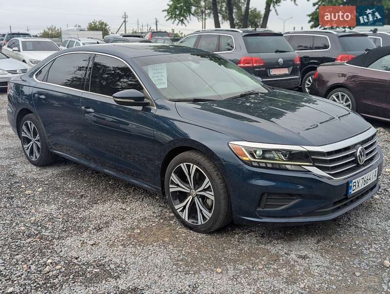 Седан Volkswagen Passat 2021 в Ровно