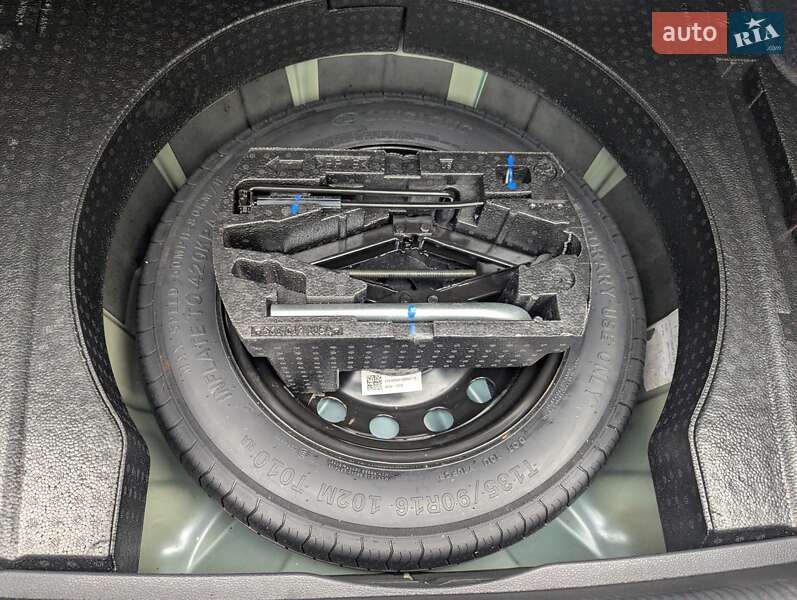 Седан Volkswagen Passat 2021 в Ровно