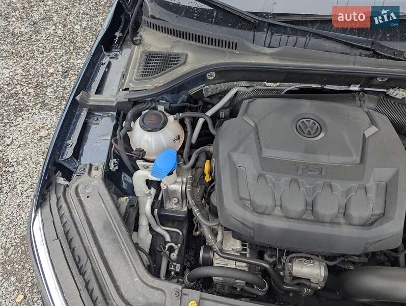 Седан Volkswagen Passat 2021 в Ровно