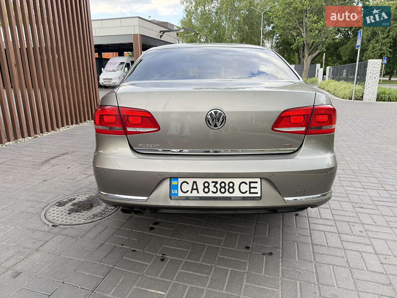 Седан Volkswagen Passat 2013 в Черкассах