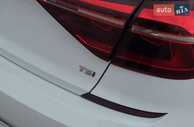 Седан Volkswagen Passat 2017 в 