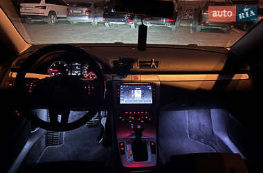 Универсал Volkswagen Passat 2010 в 