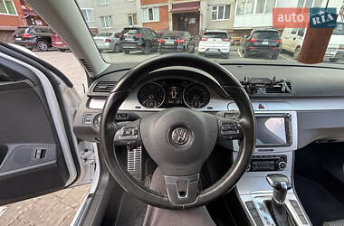 Универсал Volkswagen Passat 2010 в 