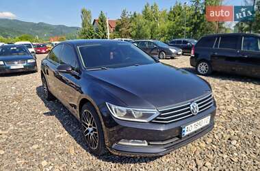 Седан Volkswagen Passat 2015 в 