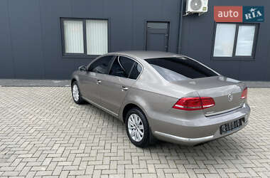 Седан Volkswagen Passat 2011 в 