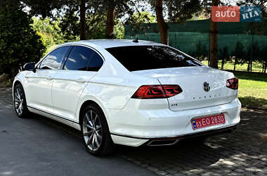 Седан Volkswagen Passat 2020 в 
