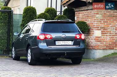 Универсал Volkswagen Passat 2010 в Подгайцах