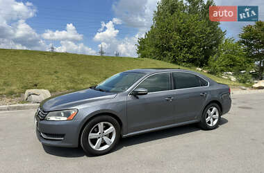 Седан Volkswagen Passat 2012 в 