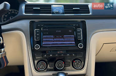 Седан Volkswagen Passat 2013 в 