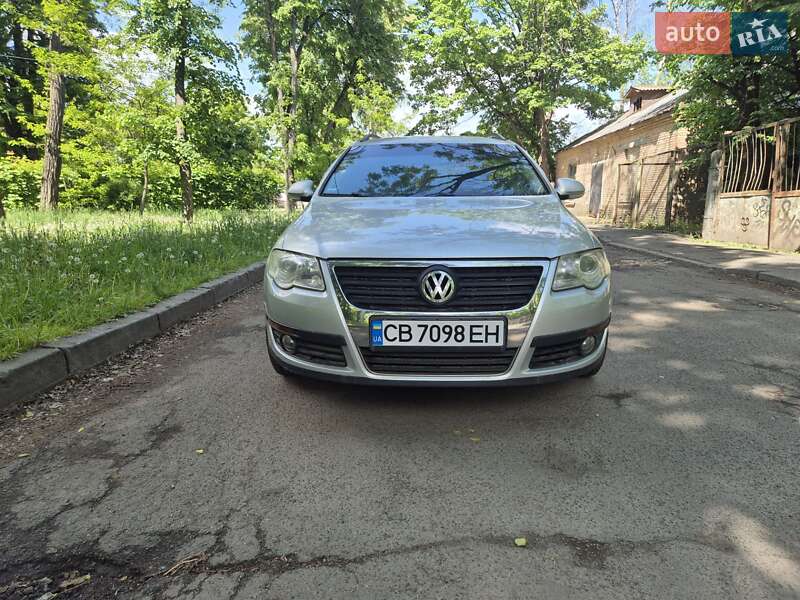 Универсал Volkswagen Passat 2006 в Киеве